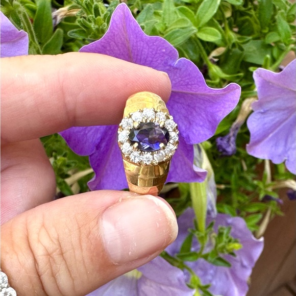 Amethyst Diamond Halo Ring, 10k Yellow Gold, Sz 8, Like New - Picture 9 of 11